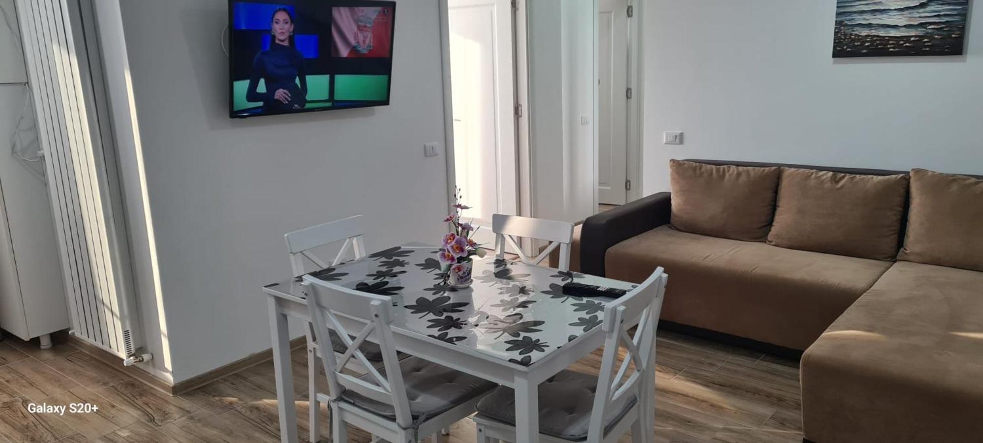 Râmnicu VâlceaApartament Lucian公寓 外观 照片