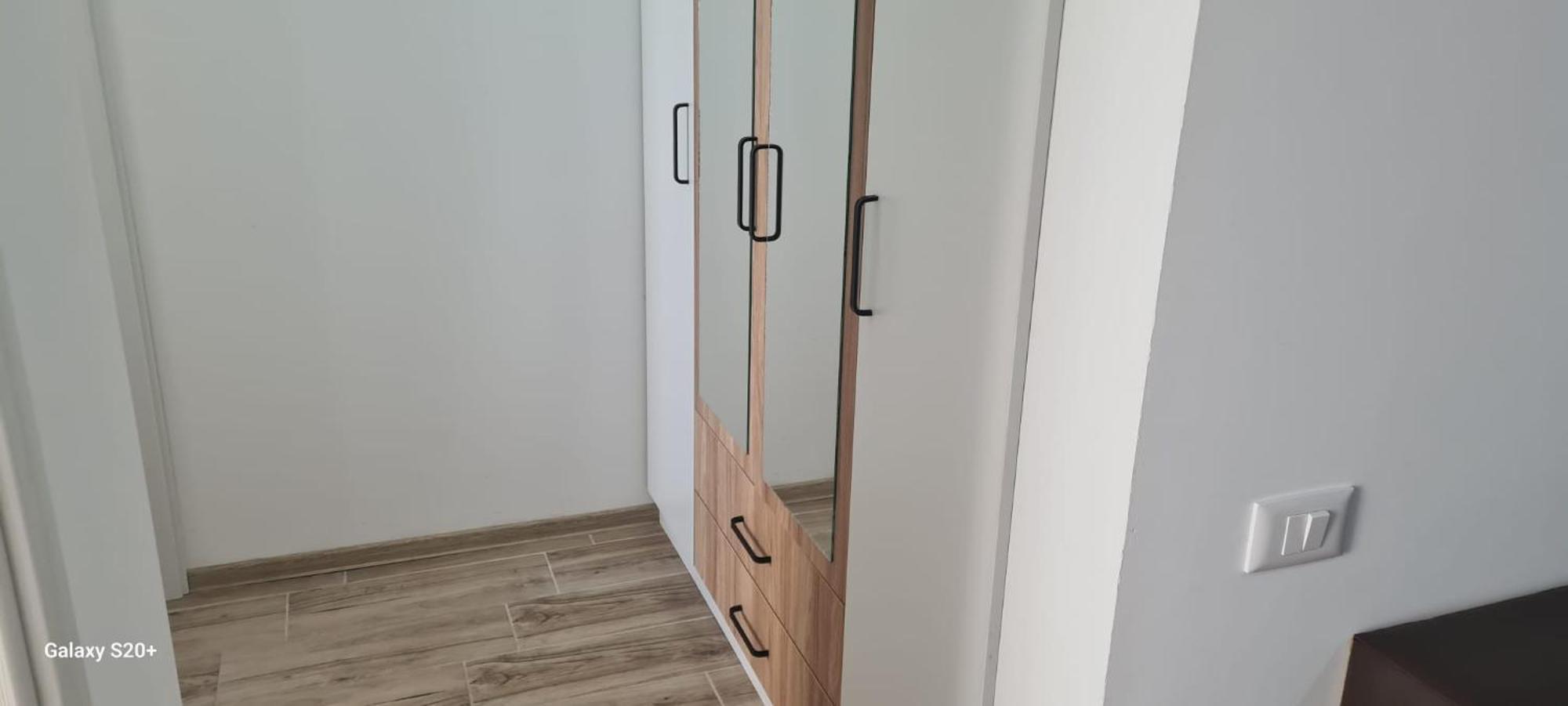 Râmnicu VâlceaApartament Lucian公寓 外观 照片