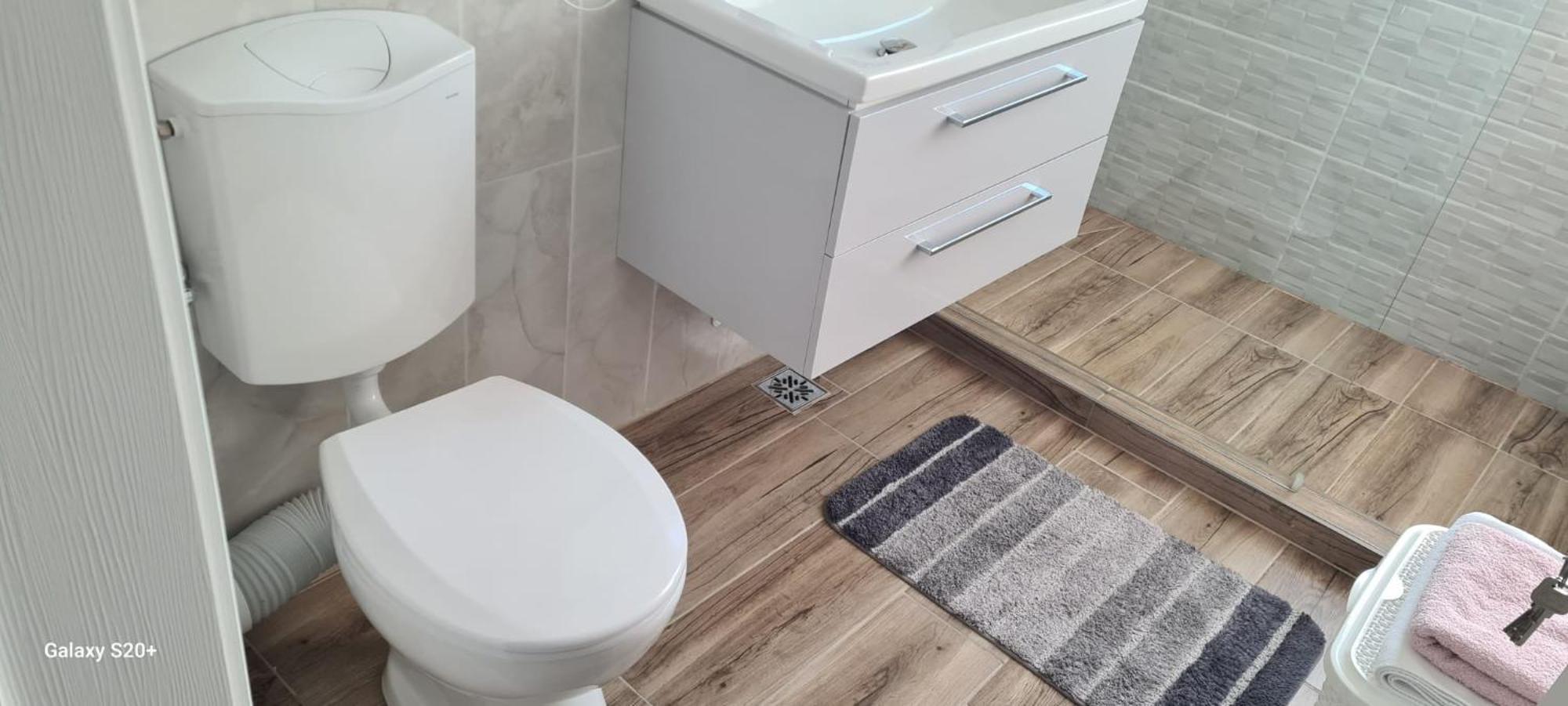 Râmnicu VâlceaApartament Lucian公寓 外观 照片